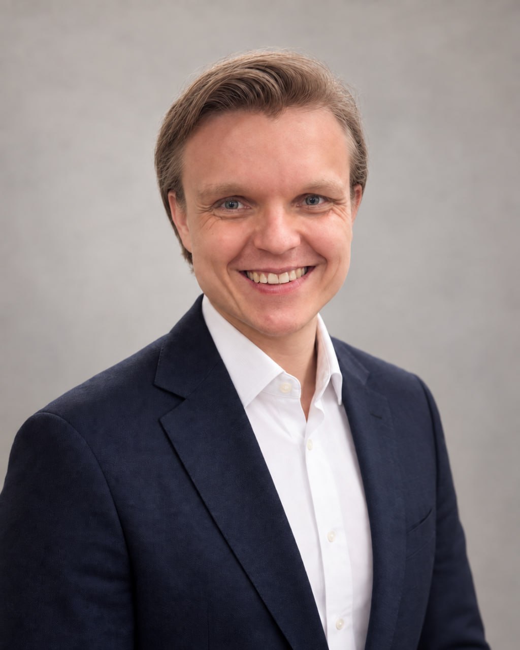 Dr. Adam Dampc, Rechtsanwalt